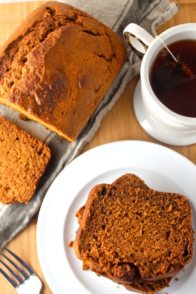 This Pumpkin Bread is packed with fragrant spices and vanilla - enjoy a thick slice for the perfect fall breakfast! | The Millennial Cook #fallrecipe #pumpkin #pumpkinbread #cinnamon #breakfast #brunch