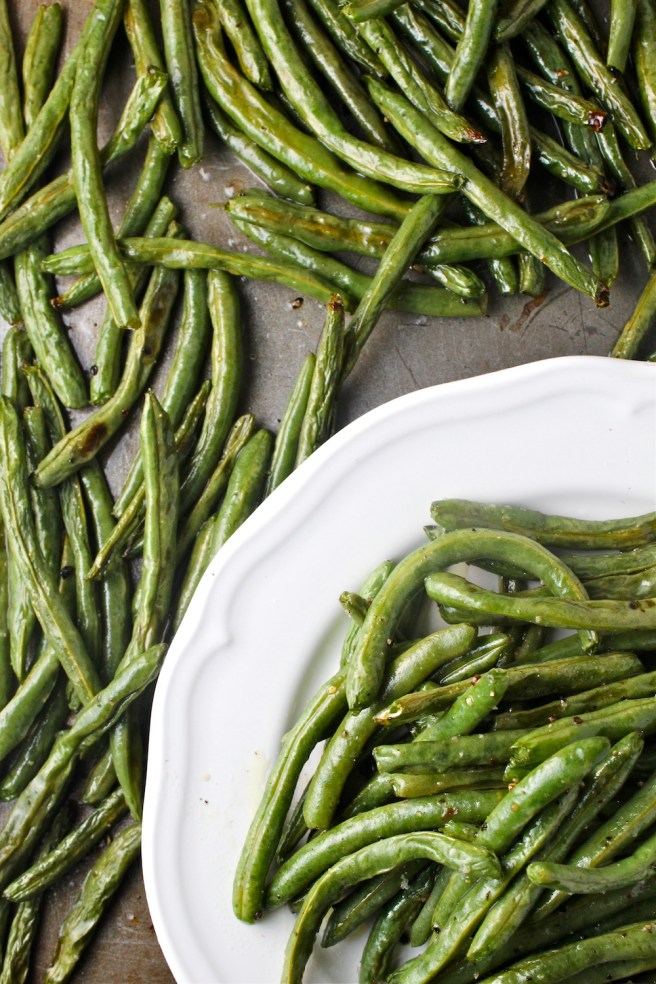 These Roasted Green Beans are dressed with olive oil and lemon juice for the easiest and most delicious side dish! | The Millennial Cook #greenbeans
