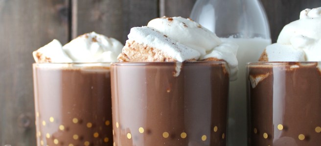 This Easy Homemade Hot Chocolate is rich, creamy, sweet, and loaded with chocolate! | The Millennial Cook #winterrecipe #hotchocolate #chocolate