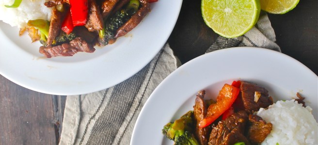 This Beef & Broccoli Stir Fry is ready in a matter of minutes for the perfect filling and delicious weeknight dinner! | The Millennial Cook #easydinner #stirfry #beef #broccoli