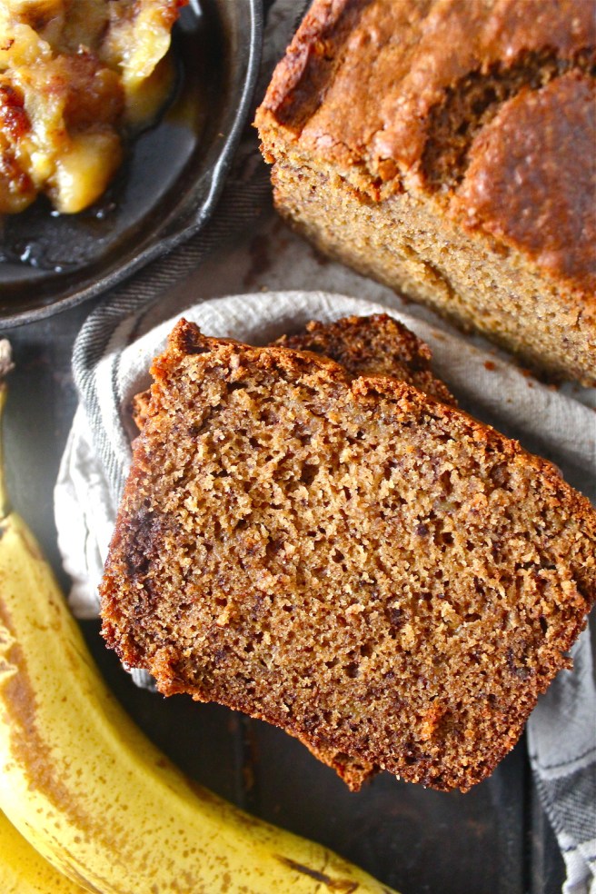 This Caramelized Banana Bread is stuffed with sweet, caramelized bananas for a fun and delicious update on the breakfast classic! | The Millennial Cook #breakfast #brunch #banana #bananabread