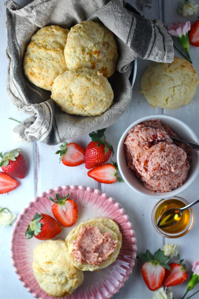 These Buttermilk Biscuits with Strawberry Honey Butter are a real treat! | The Millennial Cook #springrecipe #biscuits #strawberry