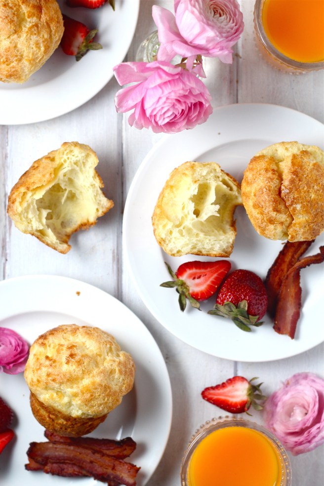 These classic Popovers are so incredibly light and airy! | The Millennial Cook #breakfast #brunch #popovers #muffins