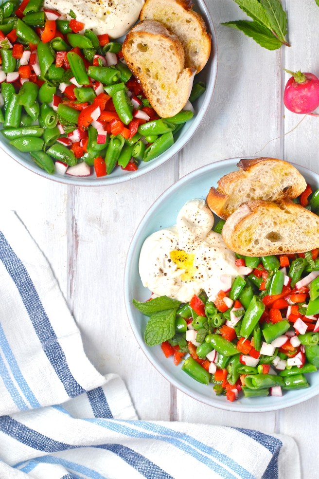This Sugar Snap Salad is the perfect light and crisp vegetable dish for spring! | The Millennial Cook #springrecipe #salad #snappeas #radish #vegetarian #vegan
